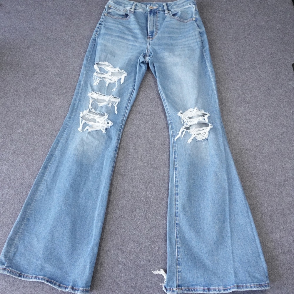American Eagle Curvy Super High-Rise Flare Distressed Jeans Light Wash Blue - Picture 1 of 13